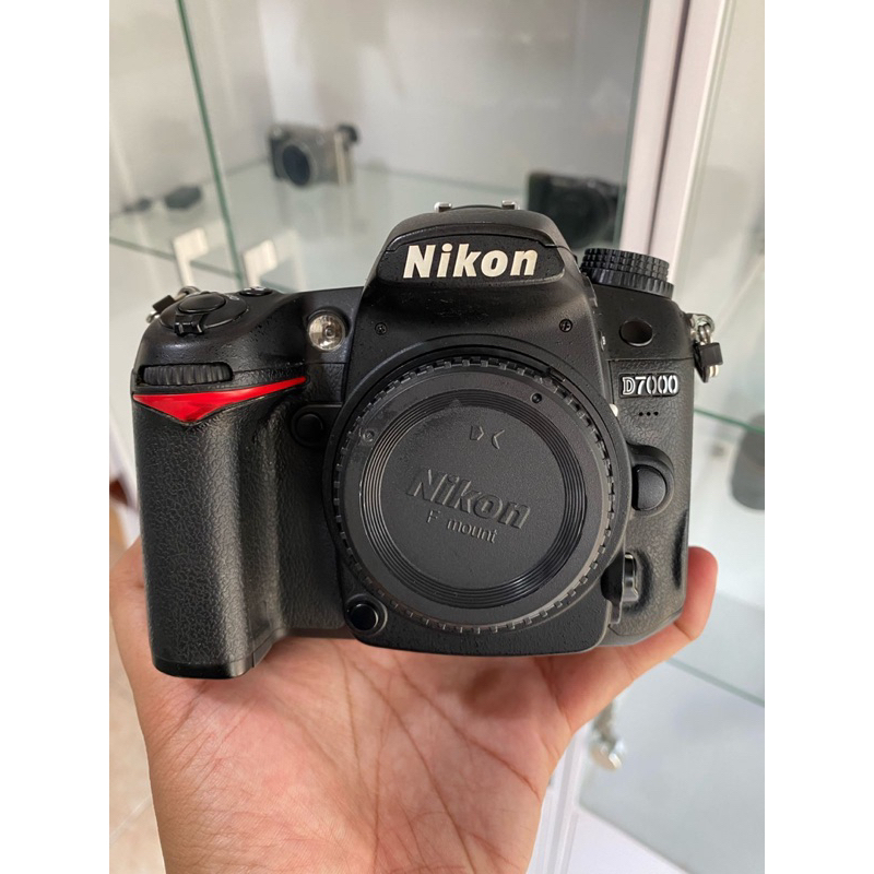 Nikon d7000 body only