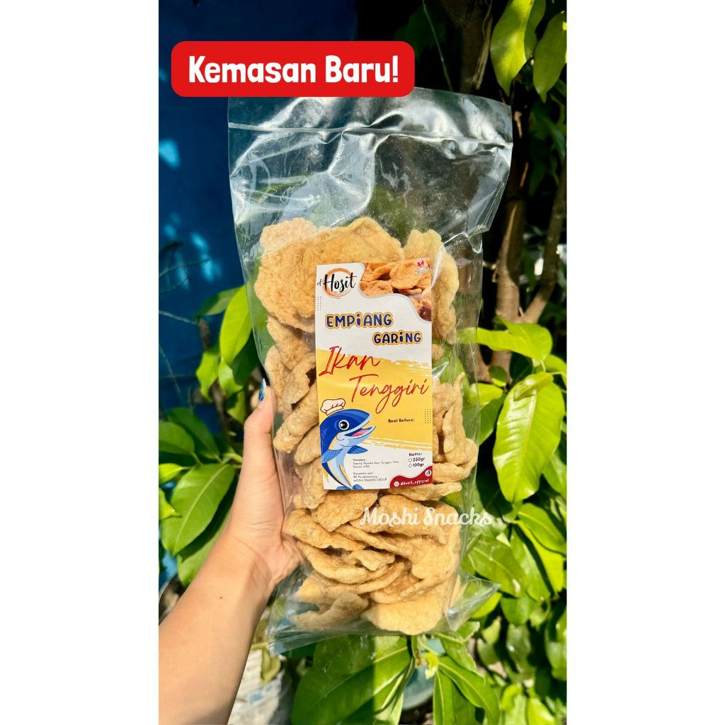 

Empiang Garing Bangka Cap HOSIT / Ampiang Engpiang Ikan Tenggiri d'Hosit 250gr / Snack Bangka Asli