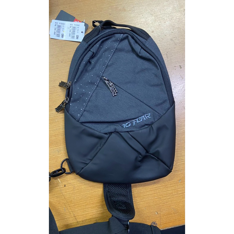 NO FEAR SLING BAG