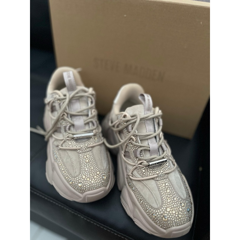 preloved sneakers steve madden size 36 uk 36 sepatu steve madden.