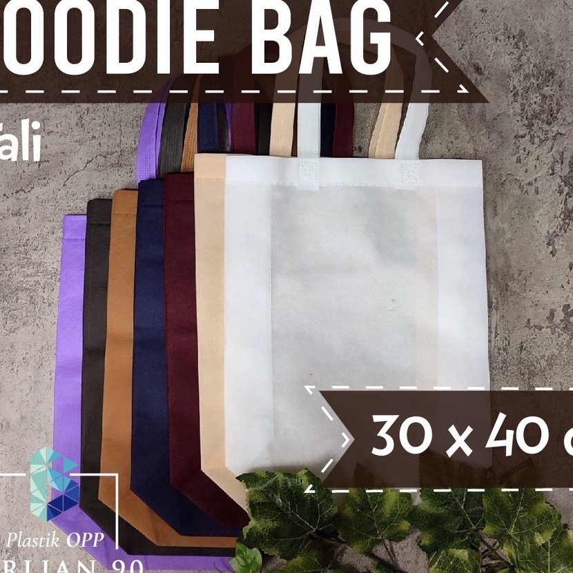 

HJ6 Tas Spunbond Goodie Bag Handle Uk 3x4x1cm Isi 12 Pcs Tebal Goodie Bag Tas Kain Kantong Polos Goodiebag Souvenir Hampers Ultah