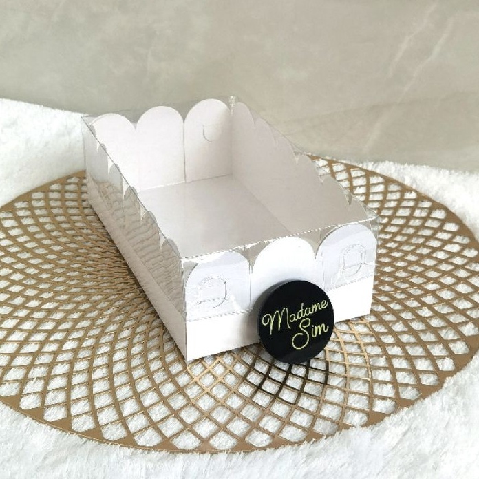 

KF7 BOX MIKA PUTIH DUS KUE KOTAK KARDUS 22x12x7 ISI 1 PCS