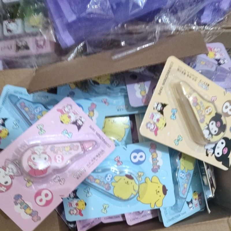 

1 box cortap isi 48 sanrio