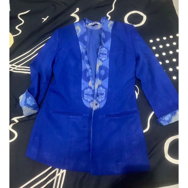 seragam teller bank bca