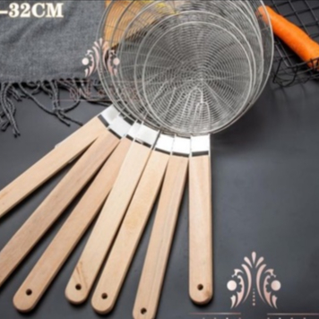 Saringan Minyak Gorengan Stainless Gagang Kayu Tebal JUMBO - Serokan Parabola Gorengan Gagang Kayu P