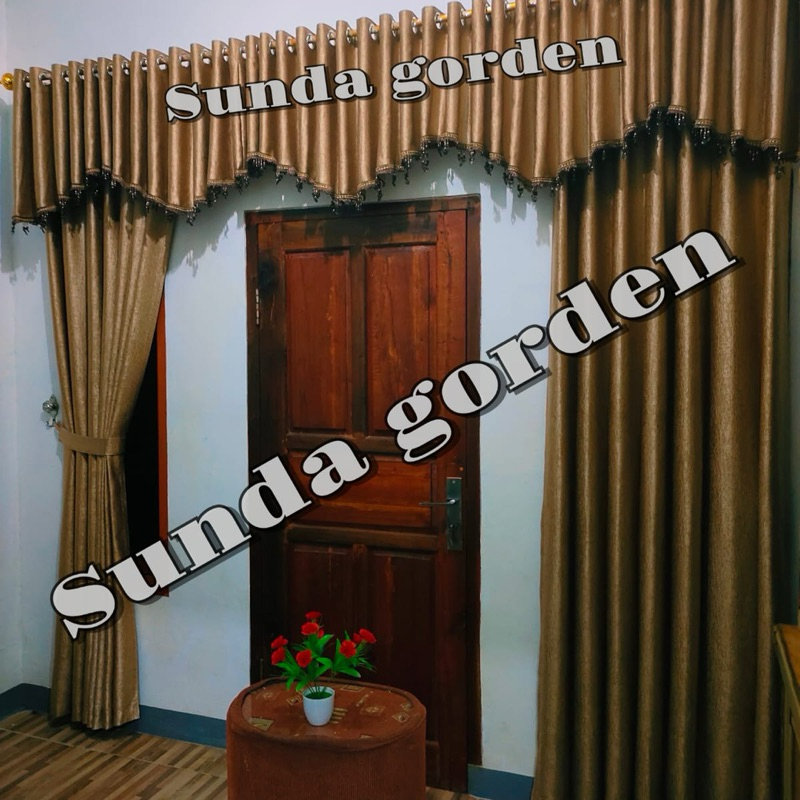 Gorden Poni Pintu Utama kupu kupu tarung satu set sama besinya