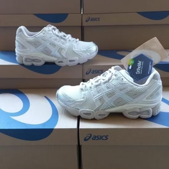 SEPATU VOLI DAN RUNNING NIMBUS 9 ORIGINAL