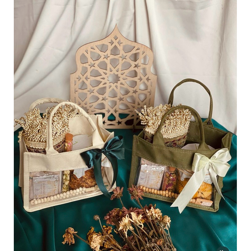 

Hampers Lebaran Sajadah dan kue kering TURKIYE SET Free Greeting card Idul fitri Dll