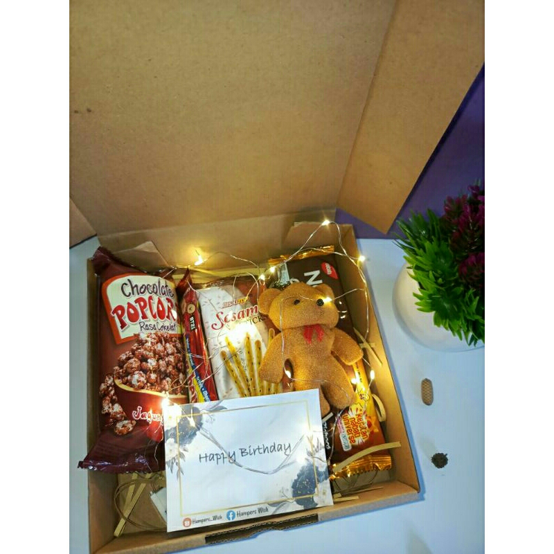 

HAMPERS SNACK VARIASI TERMURAH