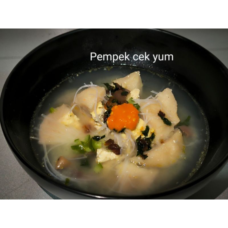 

model tekwan Palembang isi 5 porsi (5 pcs model) Frozen lengkap dengan bumbu basah beserta bumbu pelemgkap