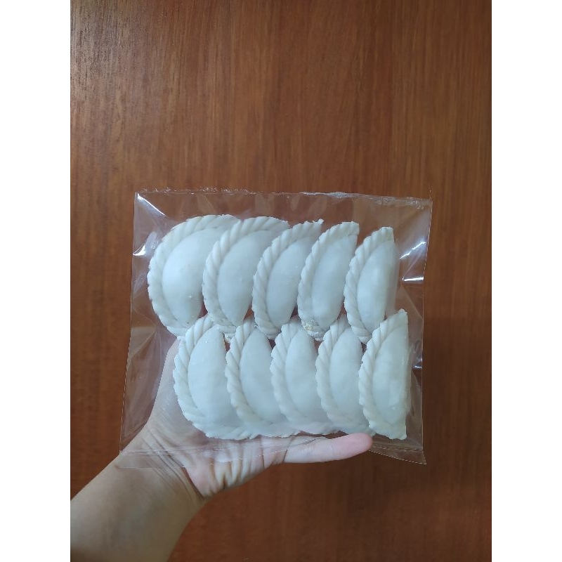 

cireng isi ayam suwir pedas