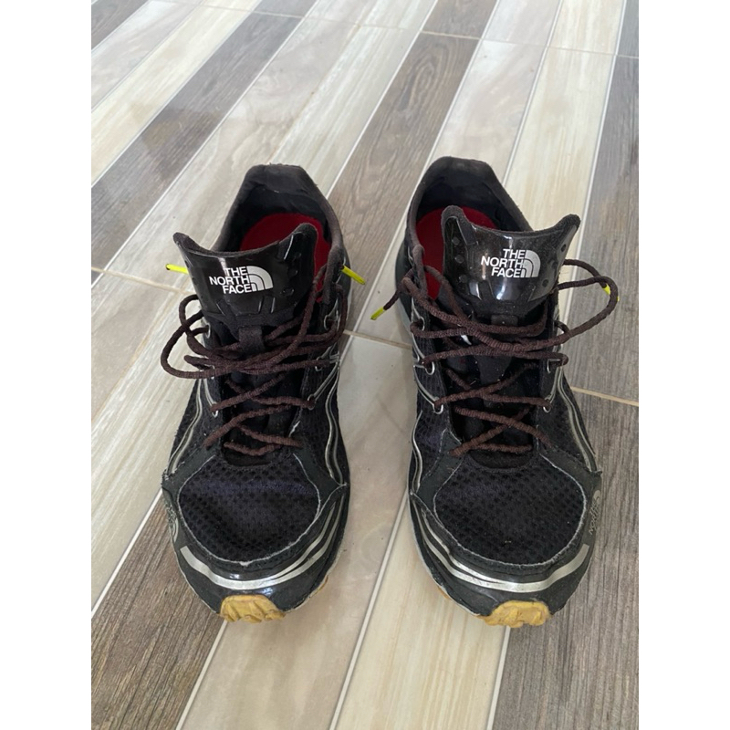 Sepatu TNF Trail Run