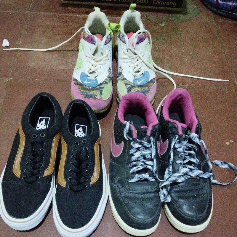 Paket usaha sepatu second
