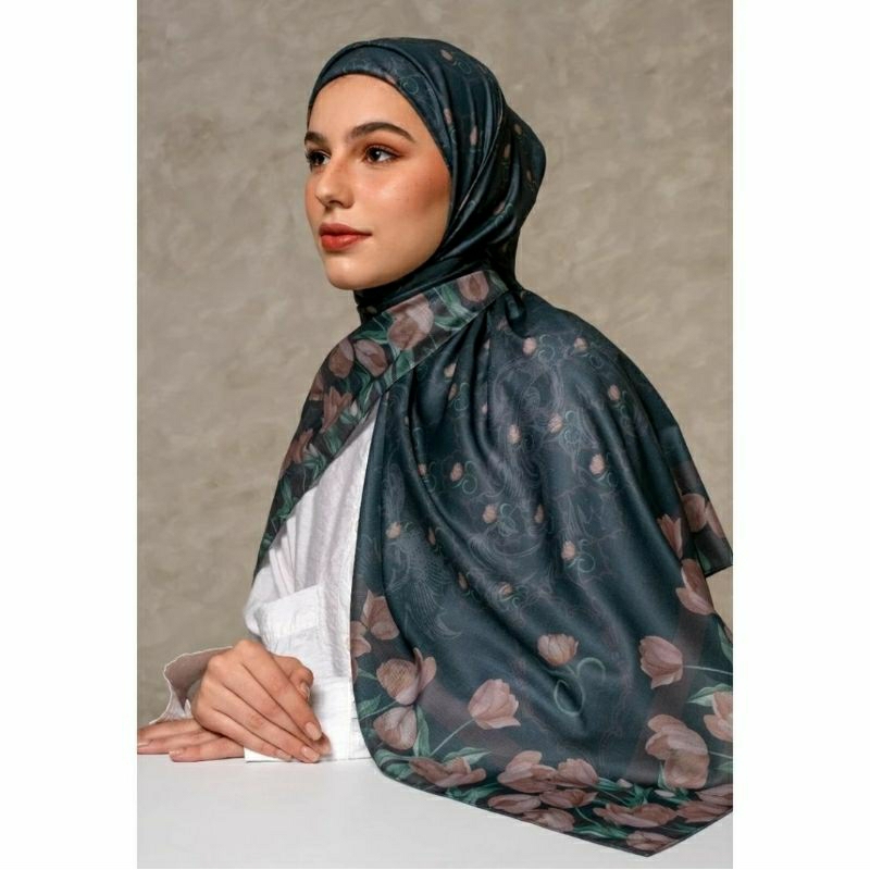 Scarf / Zoya / voal signature / Voal Zoya premium / voal / motif monogram / monogram / hijab zoya / 