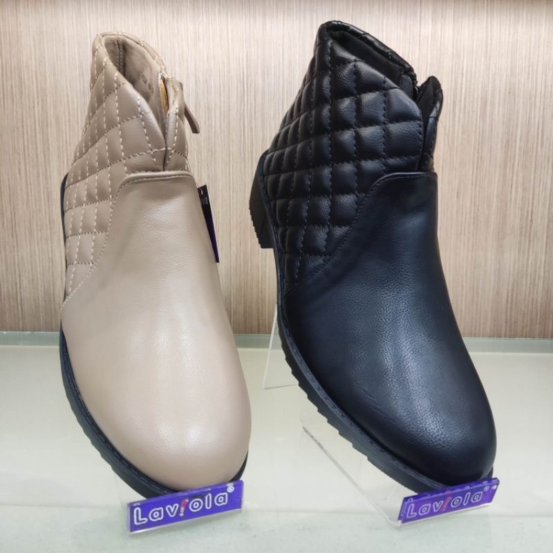 LAVIOLA SHOES ORIGINAL. Sepatu Formal / Casual Wanita Boots Heels 5cm
