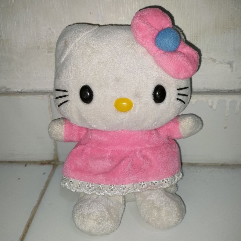 boneka hello Kitty pink