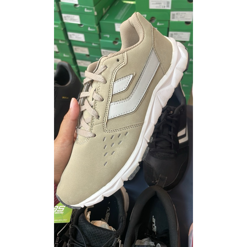 SEPATU LEAGUE ORIGINAL