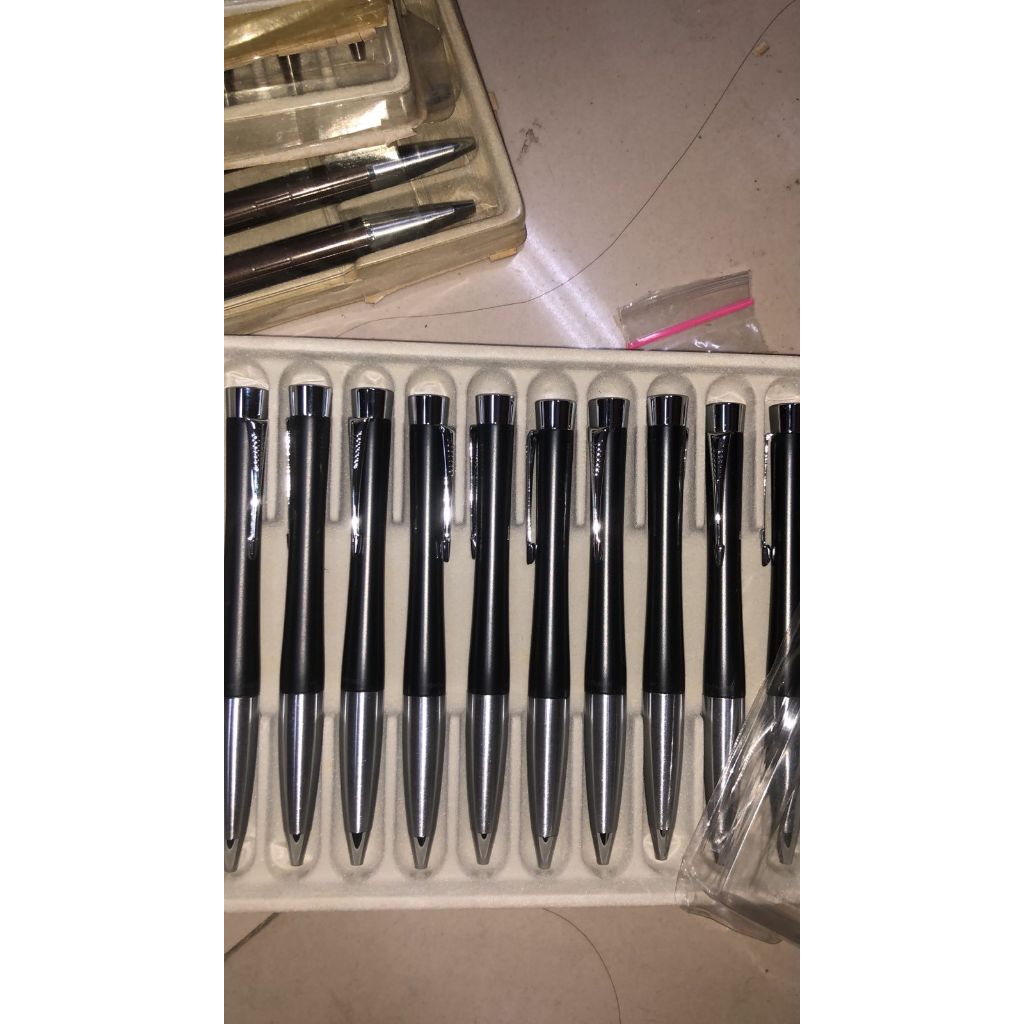 

ballpoint parker urban silvr clip silbver / black clip silver / black klip gold plus gift box