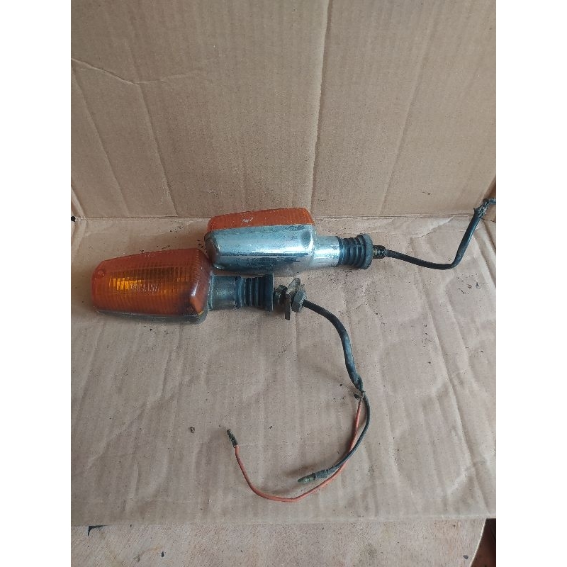 LAMPU SEIND DEPAN KANAN KIRI ORIGINAL RX KING COPOTAN 2005 KODE TEMBUS