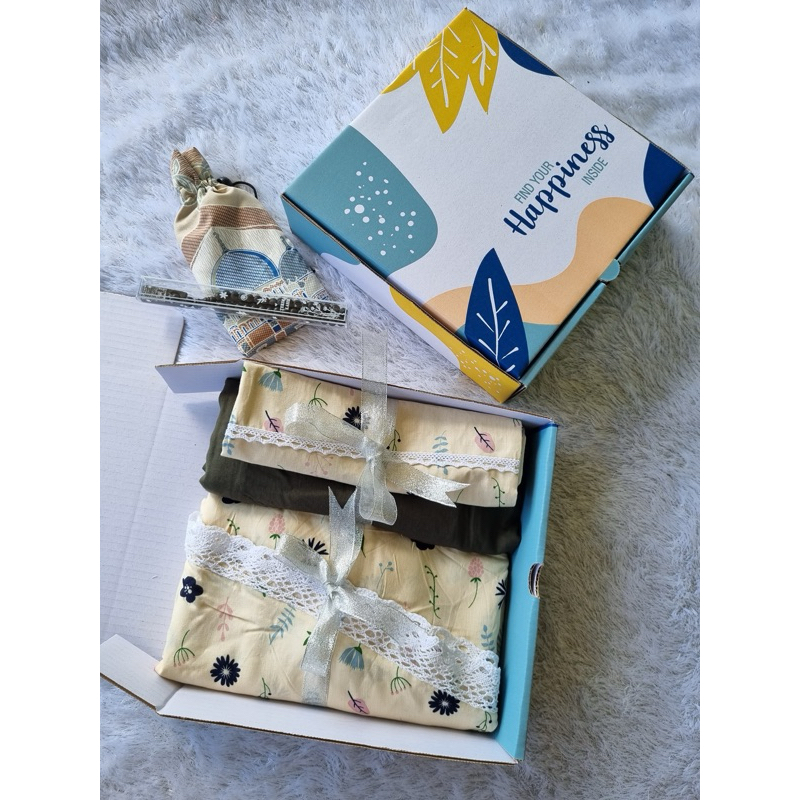 

| Hampers / Kertas Kado