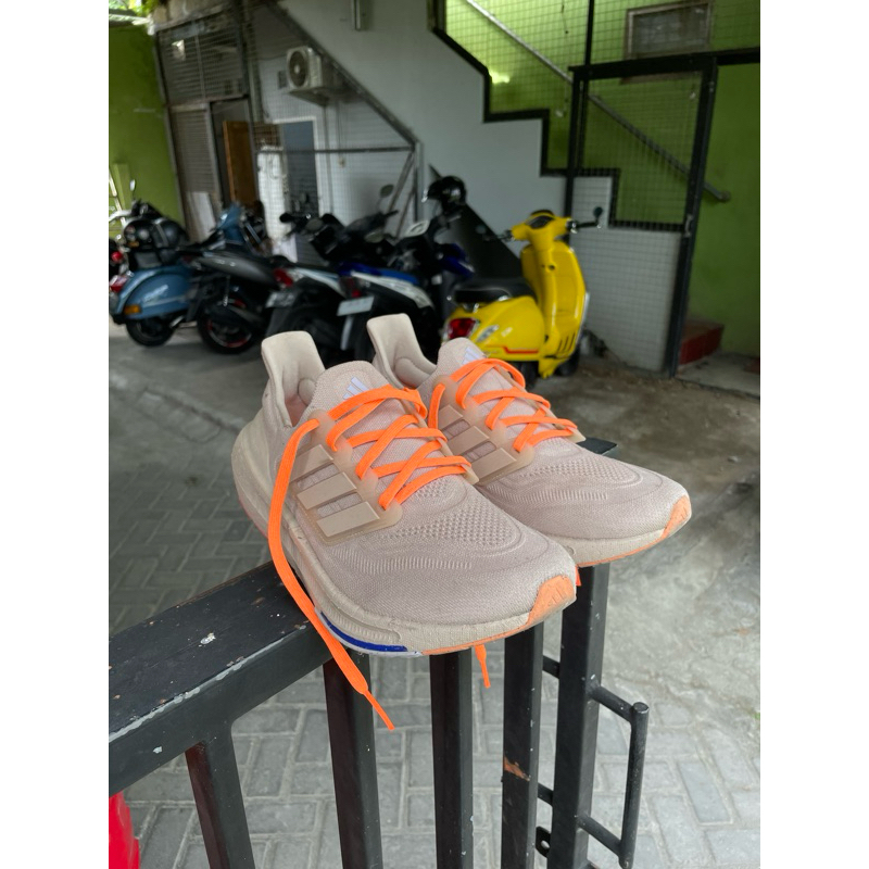 Adidas Ultraboost Light 2023 Like New