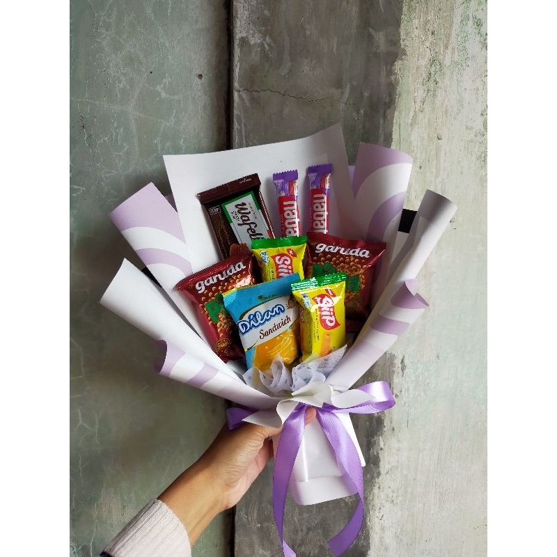 

Mini Bouquet Snack | Kado Custom | Buket Wisuda | Buket Ulang Tahun | Buket Wedding