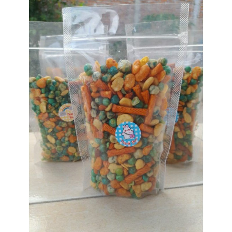 

kacang mix