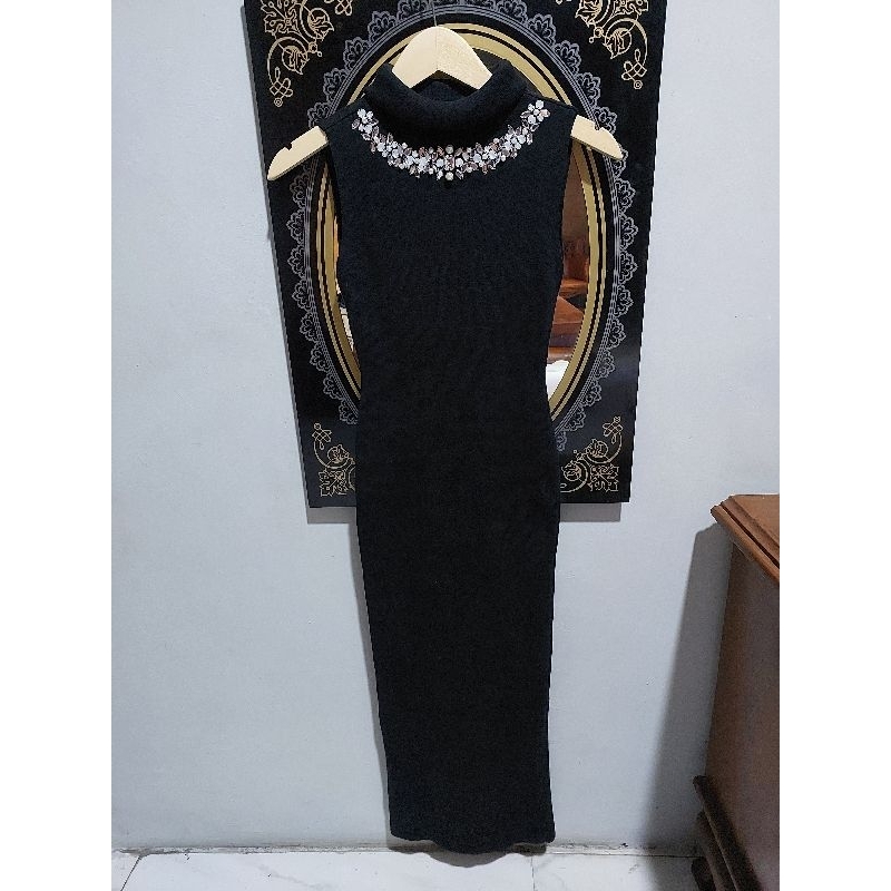 RADY LONG DRESS RAJUT PRESS BODY HITAM