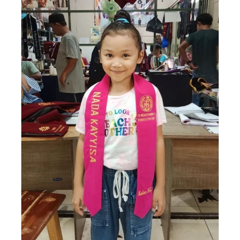 (sd/tk/paud)selempang wisuda kalung