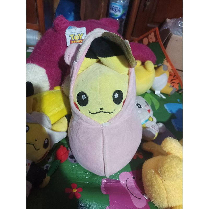 Pikachu custom Slowpoke
