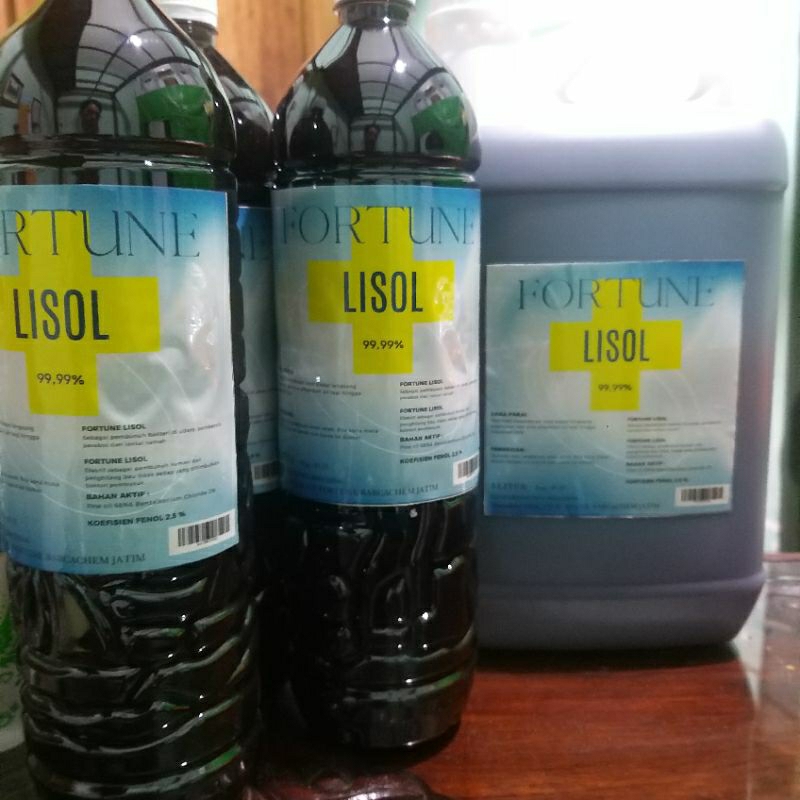 Fortune Lisol / disinfectan / desinfectan / 1,5 liter dan 5 liter, pembunuh kuman dilantai dan perab