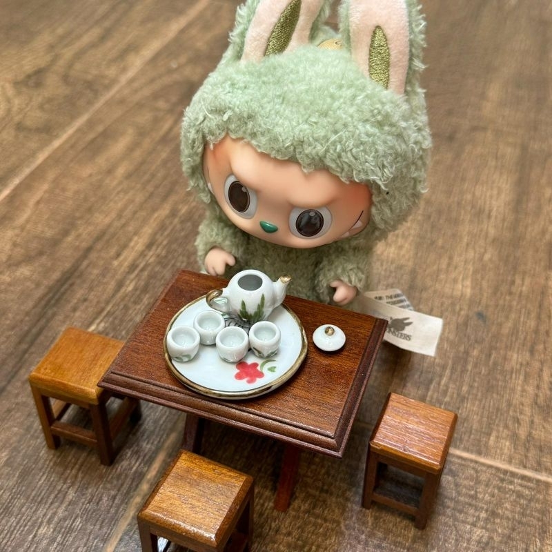 1 set Teko dan cangkir Labubu