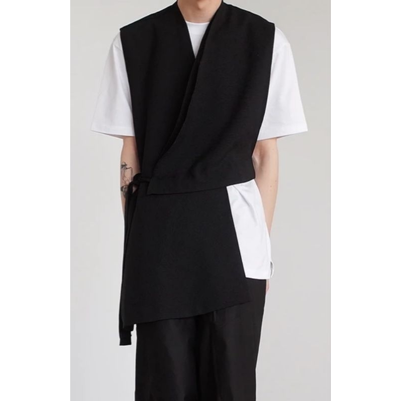 Rompi Pria Long Line Seri Hitam