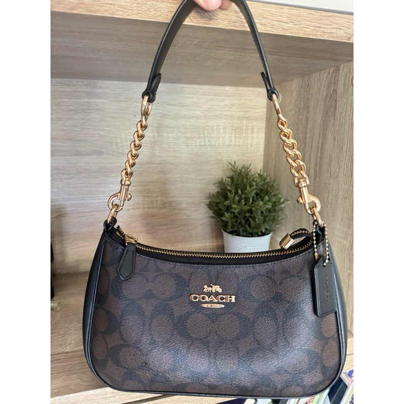 [Preloved] Coach Teri Signature