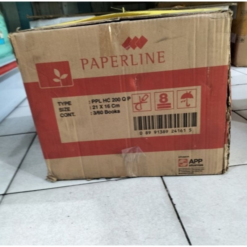 

Paperline Buku Tulis Hard Cover Kwarto 200 Lembar - Karton.