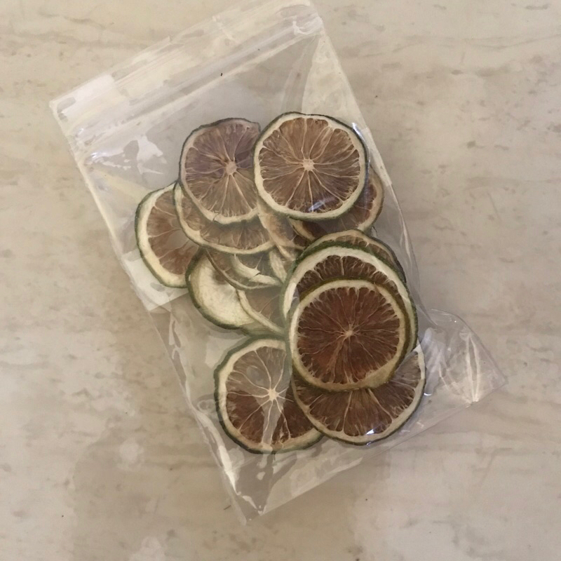 

Lemon Kering | Dried Slice Lemon 10 Gr