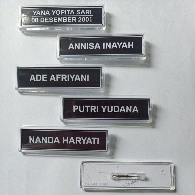 

Name tag-papan nama