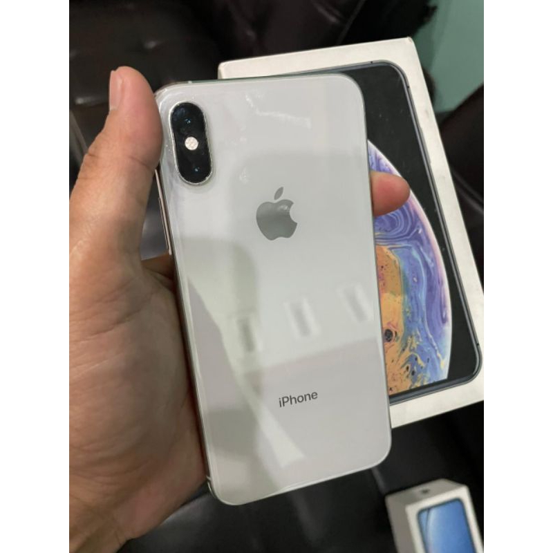 iphone xs 64gb, minus tompel dikit