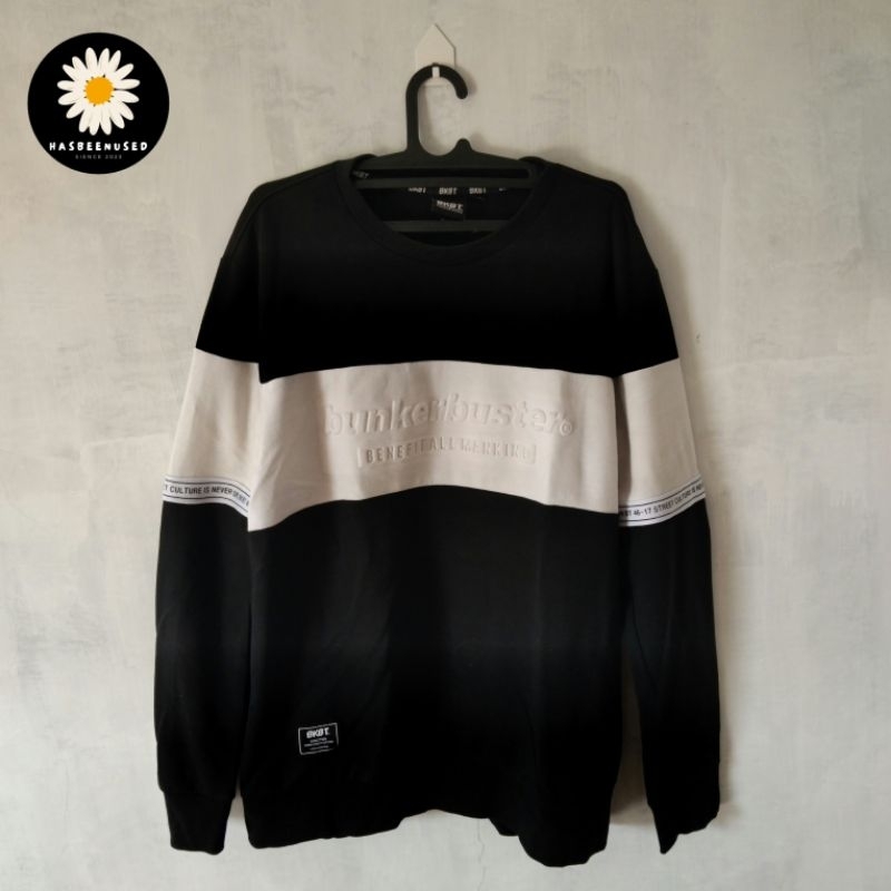 Crewneck BKBT Hitam