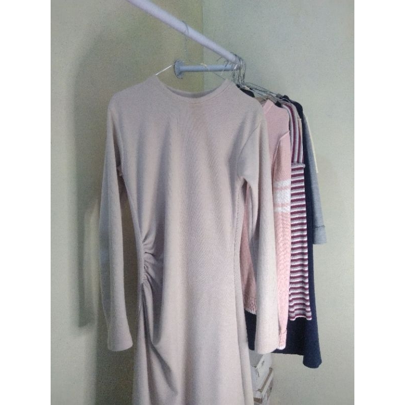 Baju, sweater, dress, celana, cardigan preloved pribadi (uniqlo, puff it up, hardware dll)