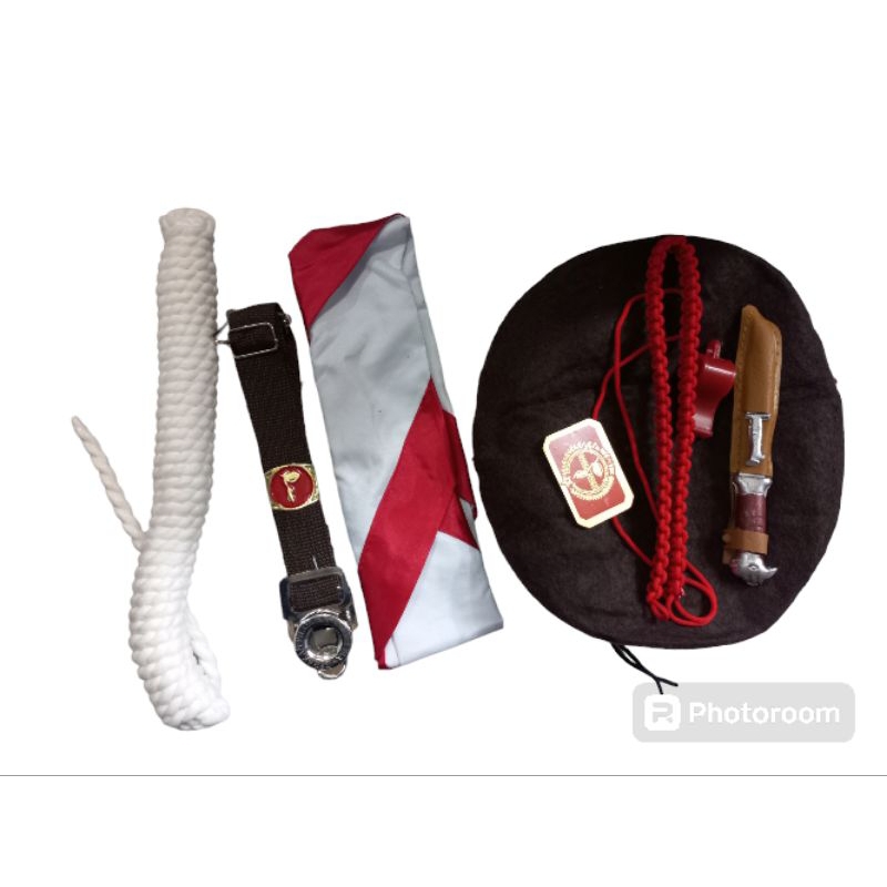 alat Pramuka laki laki