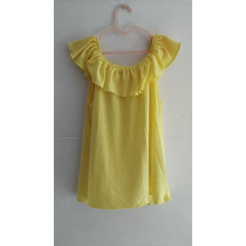 Preloved atasan sabrina anak HnM