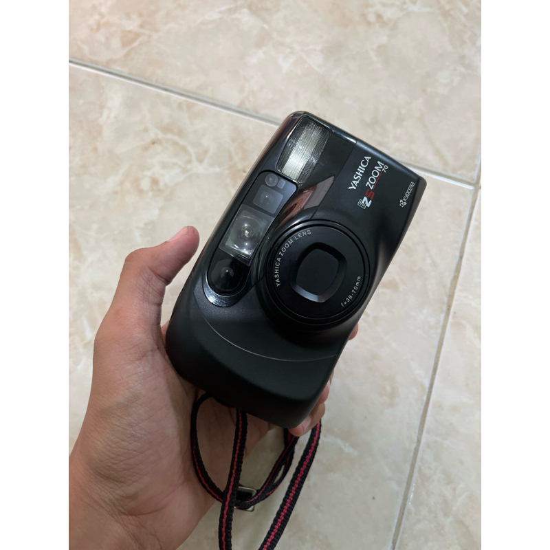 KAMERA ANALOG POCKET YASHICA EZS ZOOM 70