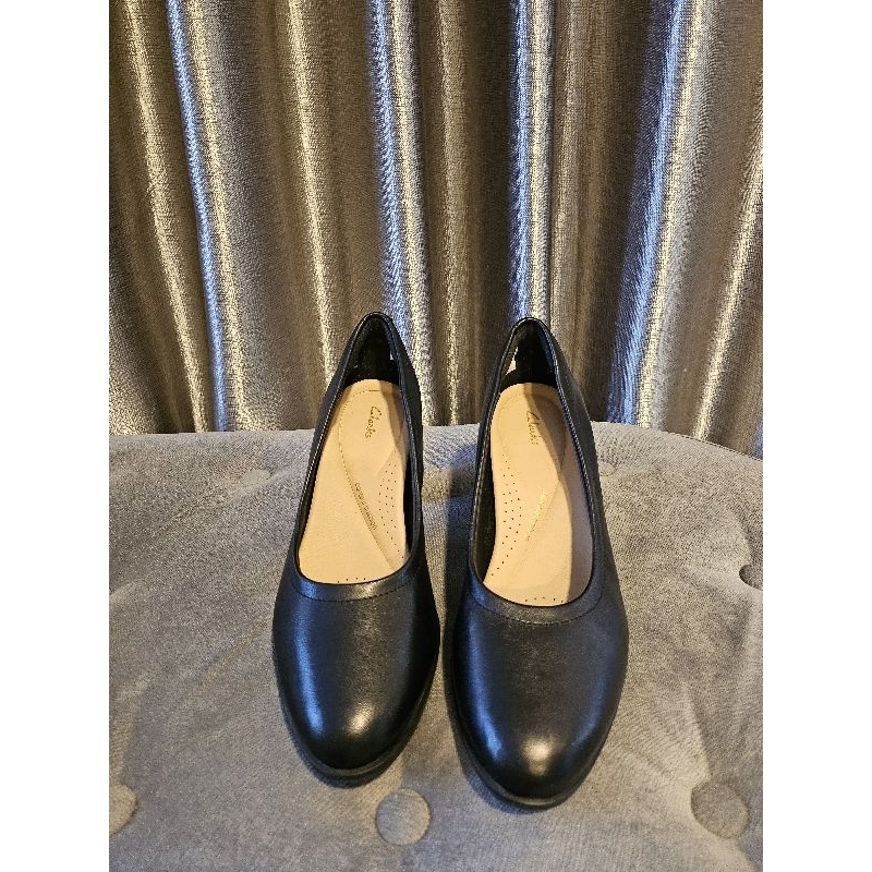 Clarks Women's Heels in Black