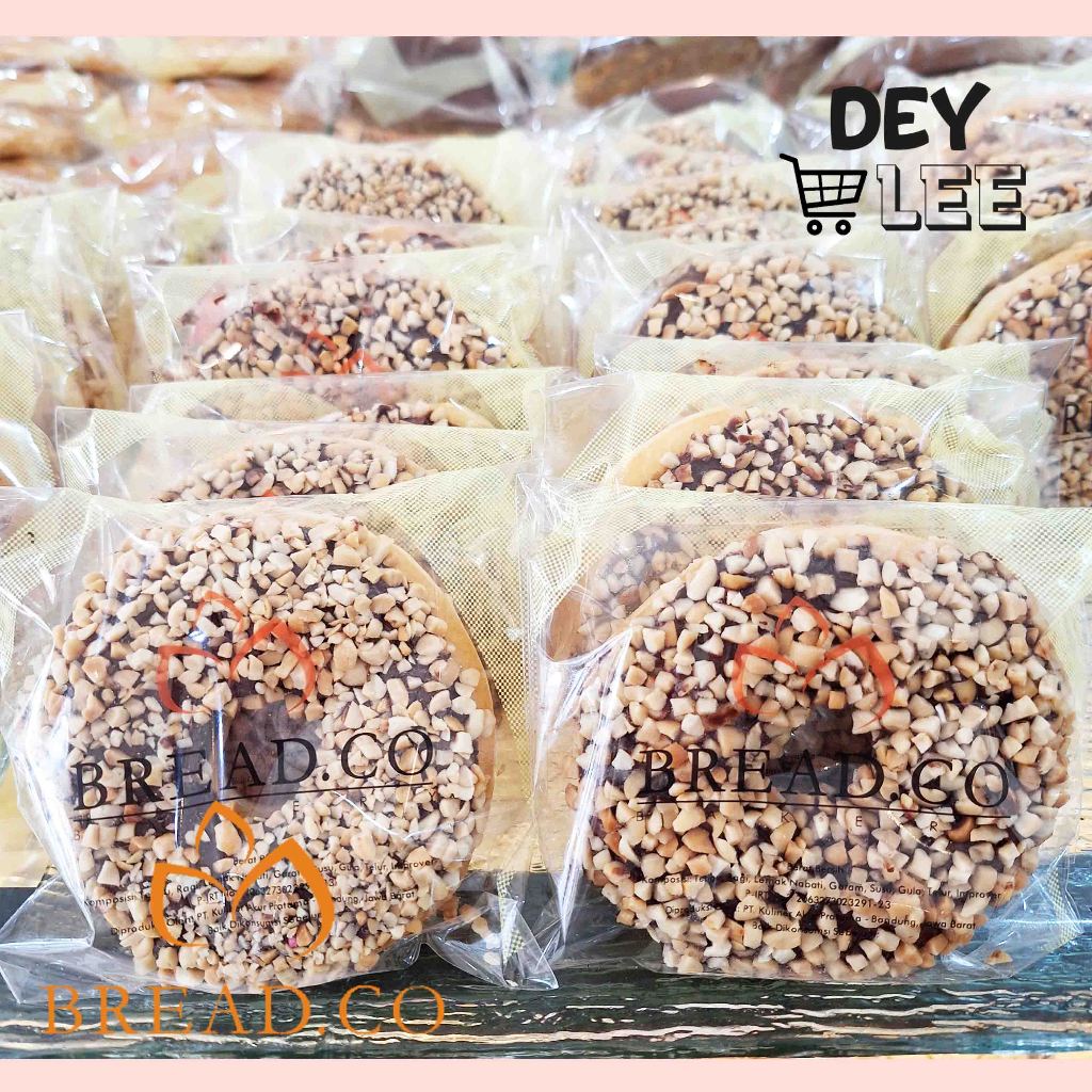 

BREADCO Donat Kacang Satuan Bandung