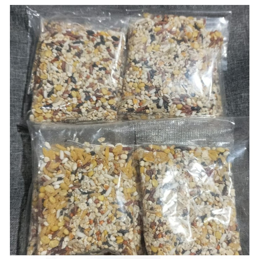 

Multigrain biji bijian yang di campur saat masak nasi menambah serat dan nutrisi lainnya rendah GI dapat 1 pack dapat 6 sachet