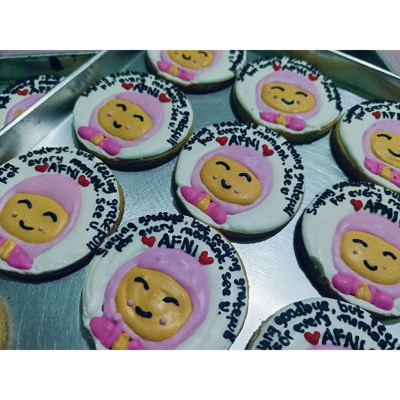 

Souvenir Custom Cookies Bentuk Bulat Boleh request Tulisan dan warna