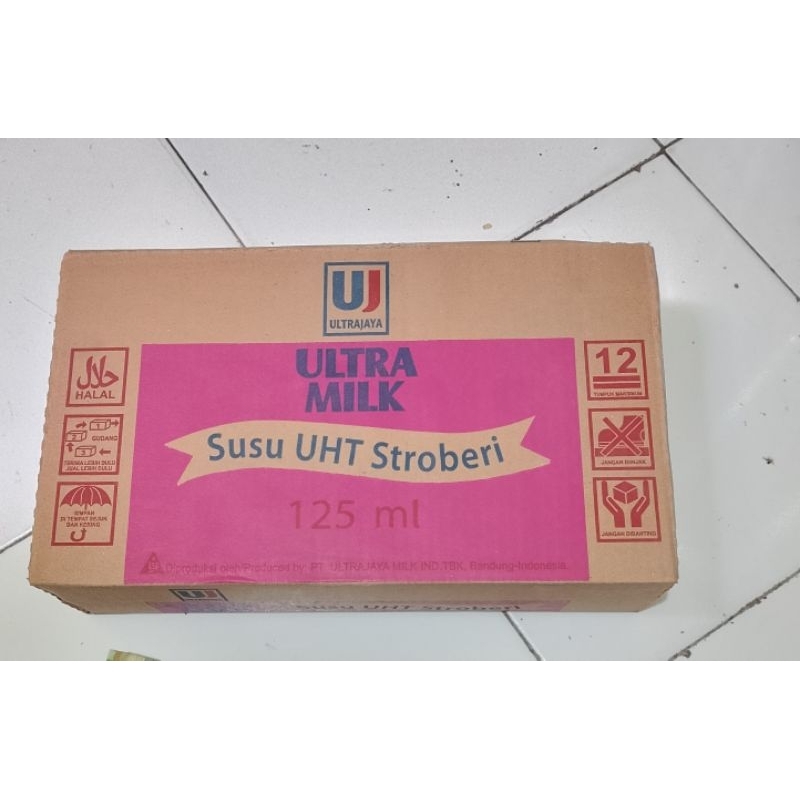 

Susu Ultramilk Mini 125 ml Rasa stroberi isi 40 pcs per karton