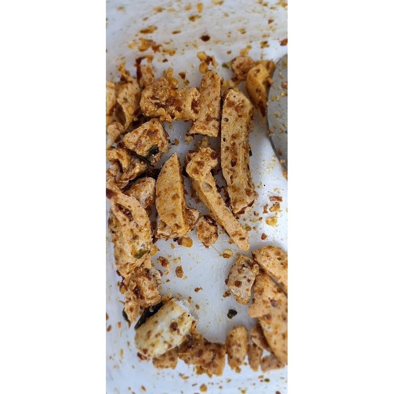 

cemilan pedas gurih/basreng daun jeruk/basreng viral