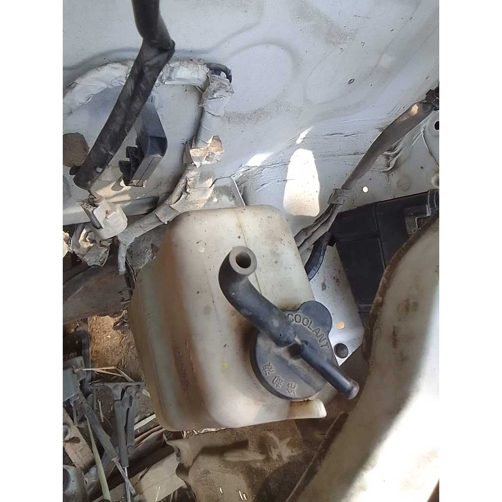 Tabung air radiator grandmax